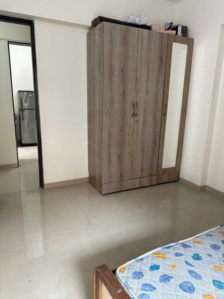 Room, tulsi-chambers 2 Bedroom 750 Sq.Ft. Apartment In Chembur Mumbai 9556145