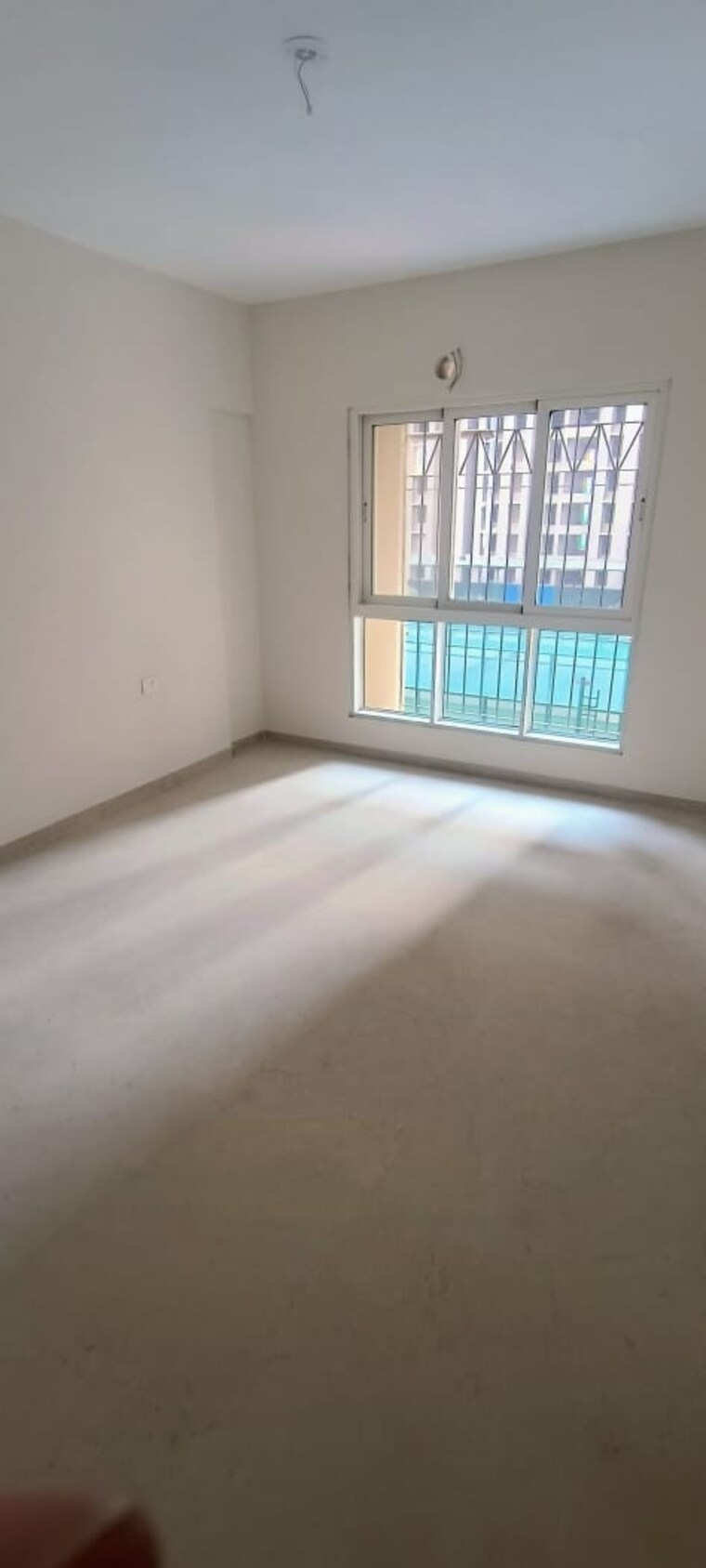 Room, dosti-west-county-phase-4-dosti-pine 2 Bedroom 695 Sq.Ft. Apartment In Balkum Pada Thane 9556154