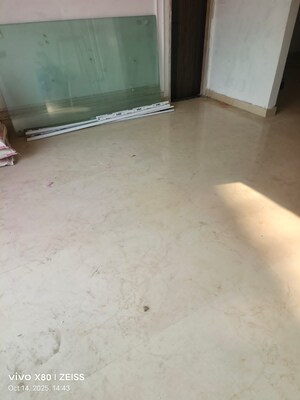 Room in 6+ BHK Independent House at Ansal Sushant Golf city, Sushant Golf City – for Sale