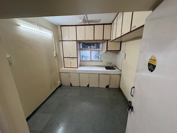 Kitchen, model colony Commercial Office Space 1250 Sq.Ft. In Model Colony Pune 9556173