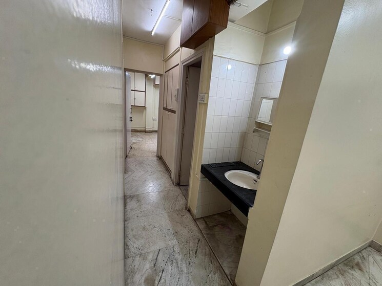 undefined, model colony Commercial Office Space 1250 Sq.Ft. In Model Colony Pune 9556173