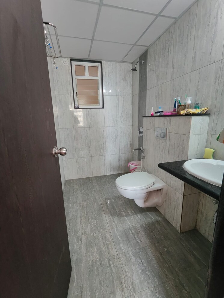 Bathroom, kolte-patil-life-republic 2 Bedroom 854 Sq.Ft. Apartment In Hinjewadi Pune 9556198