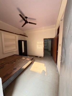 2 BHK Builder Floor For Rent in New Ashok Nagar