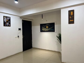  2 BHK Apartment at Wave Dream Homes, Wave City – for Rent