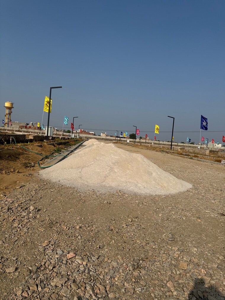 Swimming Pool, tonk road  200 Sq.Yd. Plot In Tonk Road Jaipur 9556300