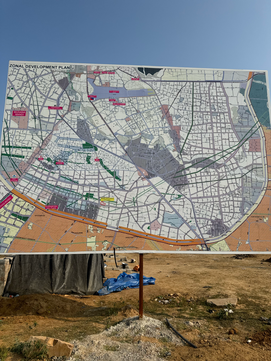 Plot For Sale in Bank Officers Colony 