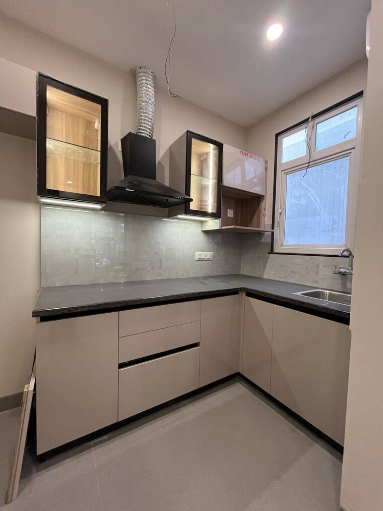 Kitchen, ignou road 1 Bedroom 650 Sq.Ft. Apartment In Ignou Road Delhi 9556266