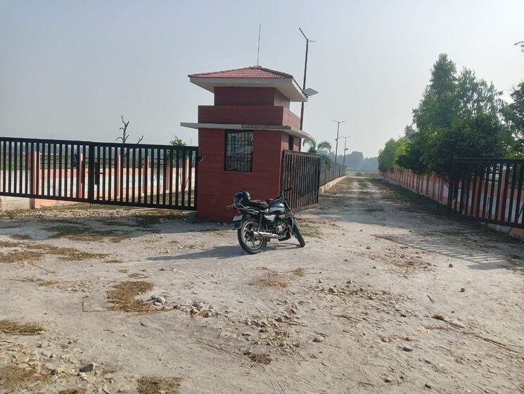 undefined, mohanlalganj  1000 Sq.Ft. Plot In Mohanlalganj Lucknow 9556281