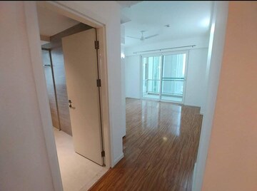 Building Lobby in 4 BHK Apartment at DLF The Crest, Sector 54 – for Rent