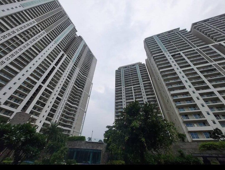 Exterior View, dlf-the-crest 4 Bedroom 3106 Sq.Ft. Apartment In Sector 54 Gurgaon 9556268