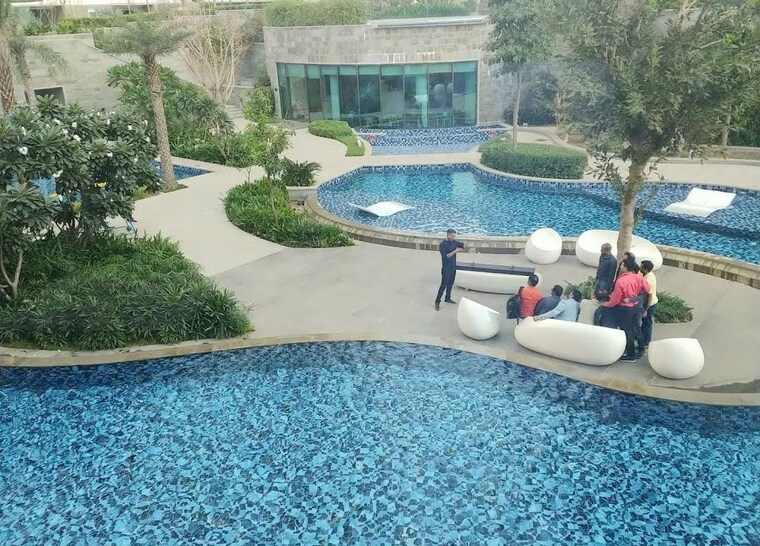 Swimming Pool, dlf-the-crest 4 Bedroom 3106 Sq.Ft. Apartment In Sector 54 Gurgaon 9556268
