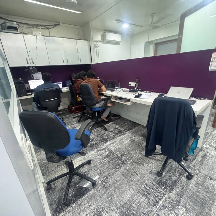 Team Area, kolte-patil-city-point Commercial Office Space 910 Sq.Ft. In Boat Club Road Pune 9556321