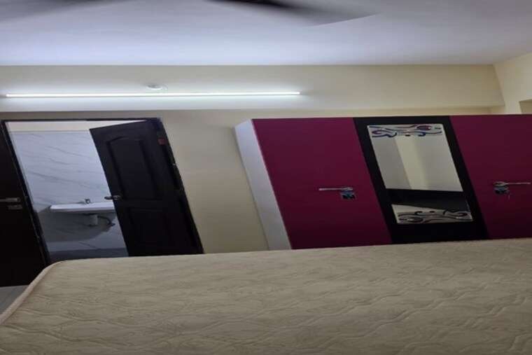 undefined, prabhadevi 1 Bedroom 550 Sq.Ft. Independent House In Prabhadevi Mumbai 9556248