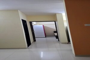 Room in 1 BHK Independent House at Prabhadevi – for Rent