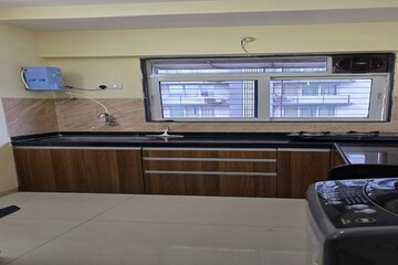 Kitchen in 1 BHK Independent House at Prabhadevi – for Rent