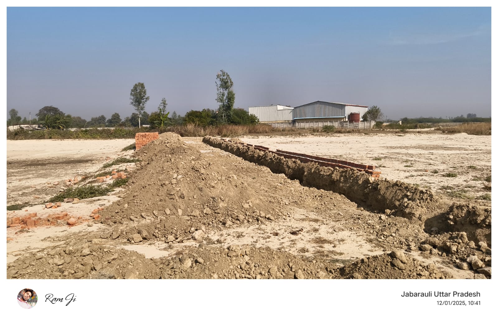 Plot For Sale in Priyanka Bajpai Propertie