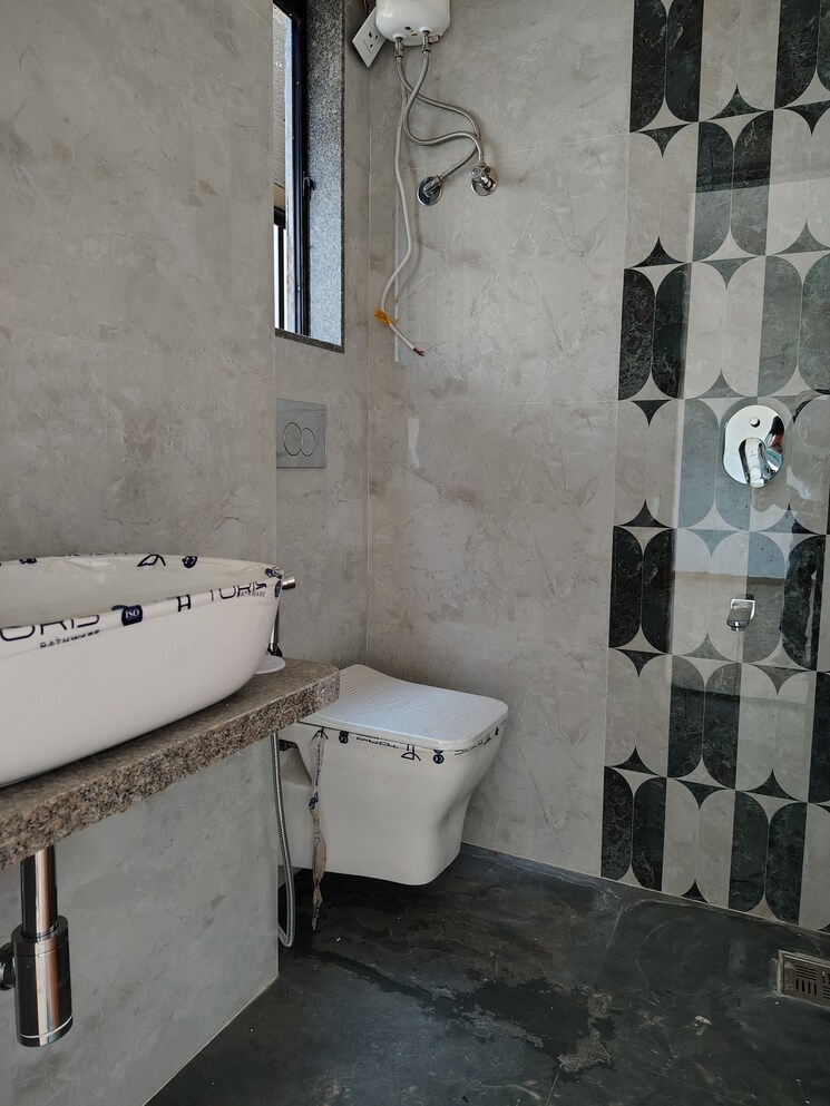 Bathroom, prem-sagar-chs-santacruz-west 1 Bedroom 505 Sq.Ft. Apartment In Santacruz West Mumbai 9556339