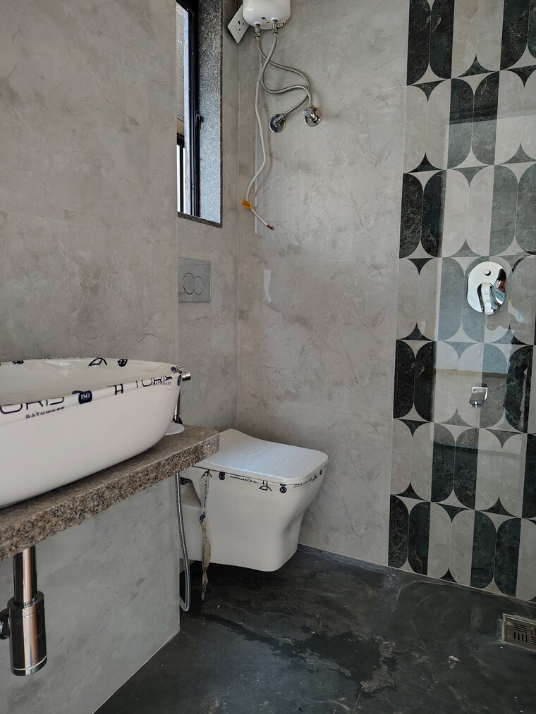 Bathroom, prem-sagar-chs-santacruz-west 1 Bedroom 505 Sq.Ft. Apartment In Santacruz West Mumbai 9556339