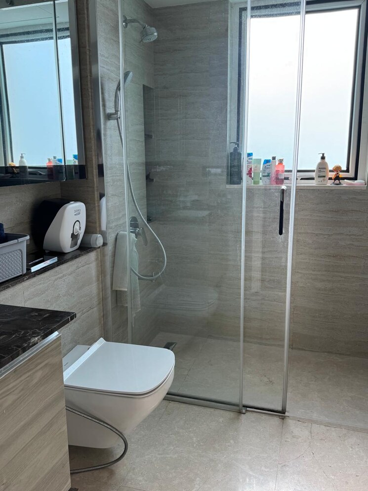 Bathroom, dlf-the-crest 3 Bedroom 2700 Sq.Ft. Apartment In Sector 54 Gurgaon 9556390
