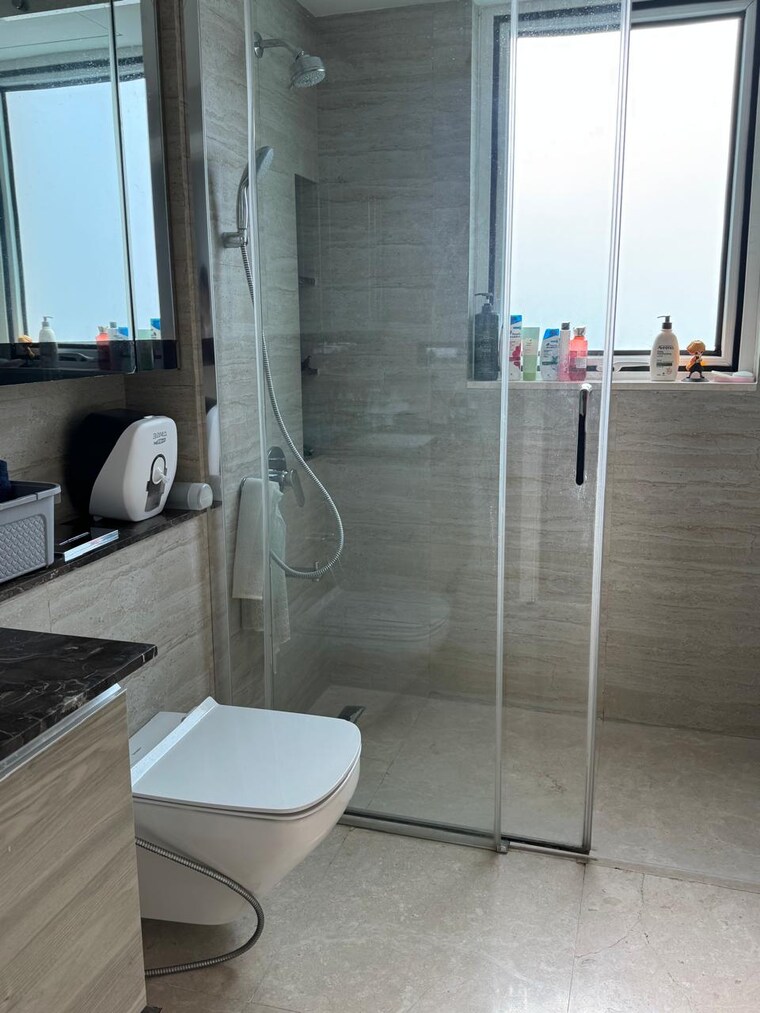 Bathroom, dlf-the-crest 3 Bedroom 2700 Sq.Ft. Apartment In Sector 54 Gurgaon 9556390