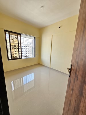 Room in 1 BHK Apartment at Shree Samarth Verbesina, Bhandup West – for Rent