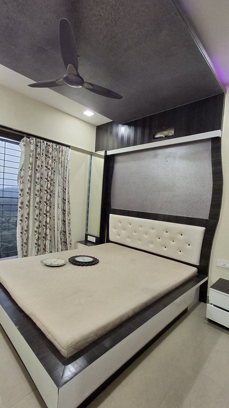 Team Area, raheja-serenity 2 Bedroom 950 Sq.Ft. Apartment In Kandivali East Mumbai 9556373