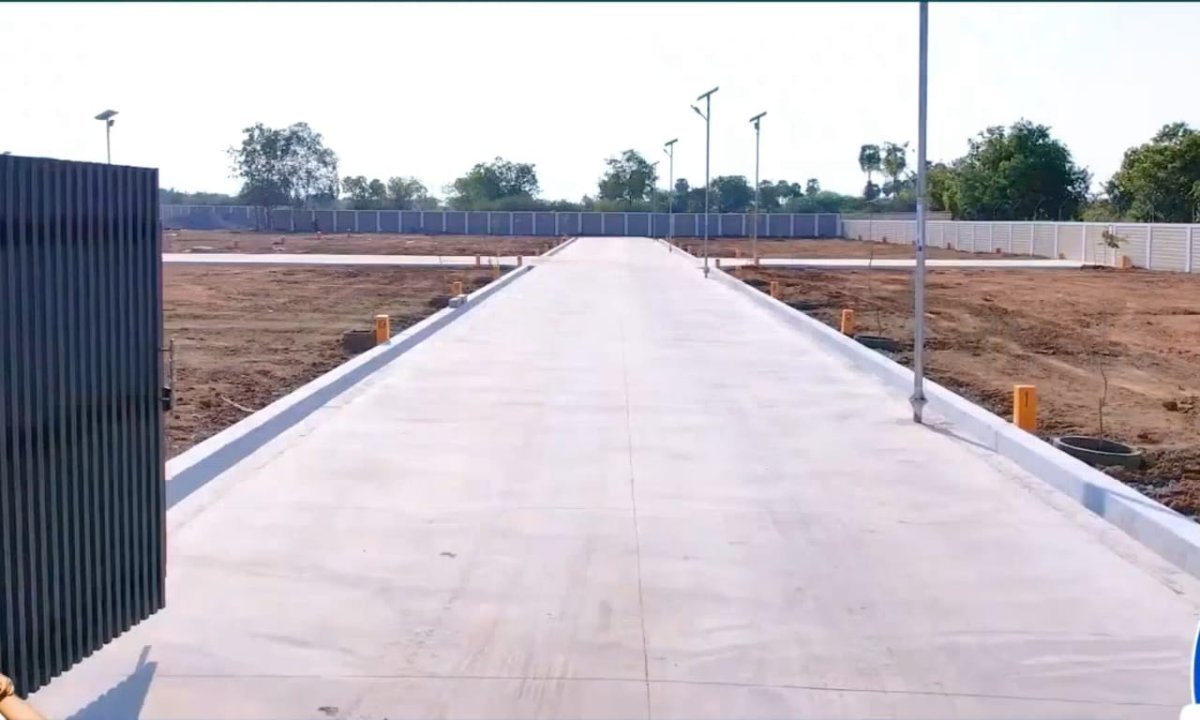 Plot For Sale in Dheeran Nagar