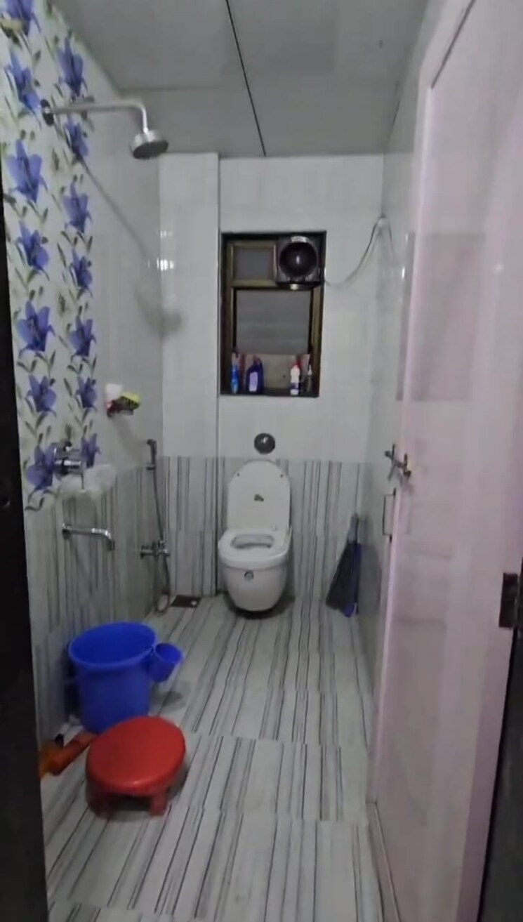 Bathroom, warje 1 RK 375 Sq.Ft. Apartment In Warje Pune 9556382