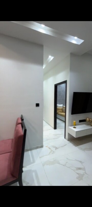 2 BHK Apartment For Sale in UK Luxecity, Kandivali East