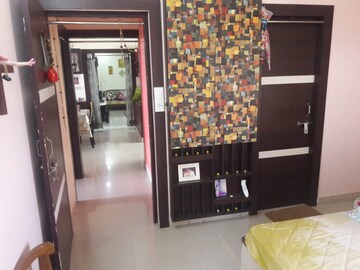 Living Room in 3 BHK Apartment at Gomti Nagar – for Rent