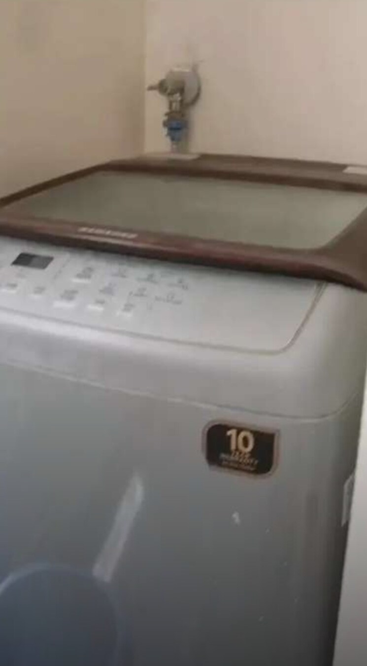 undefined, gomti nagar 3 Bedroom 1550 Sq.Ft. Apartment In Gomti Nagar Lucknow 9556456