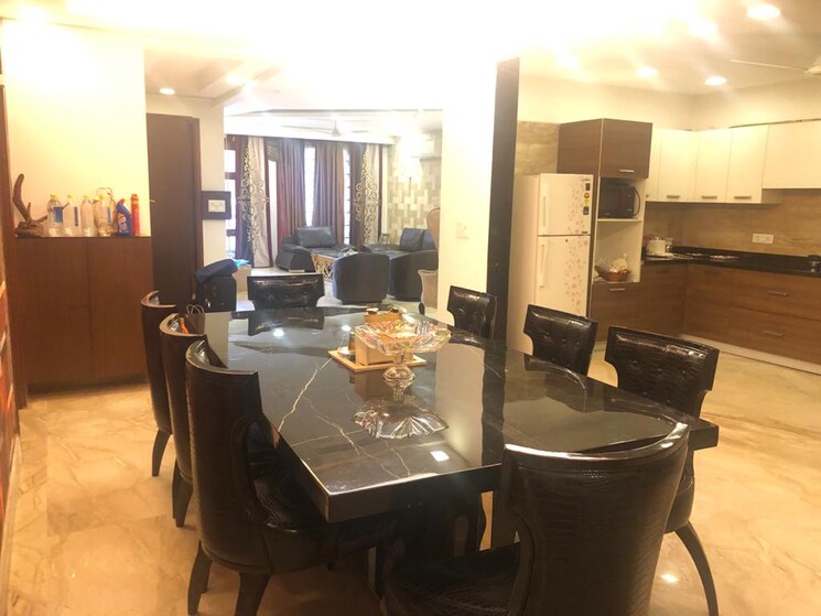 Team Area, greater kailash ii 4 Bedroom 3505 Sq.Ft. Builder Floor In Greater Kailash ii Delhi 9556428