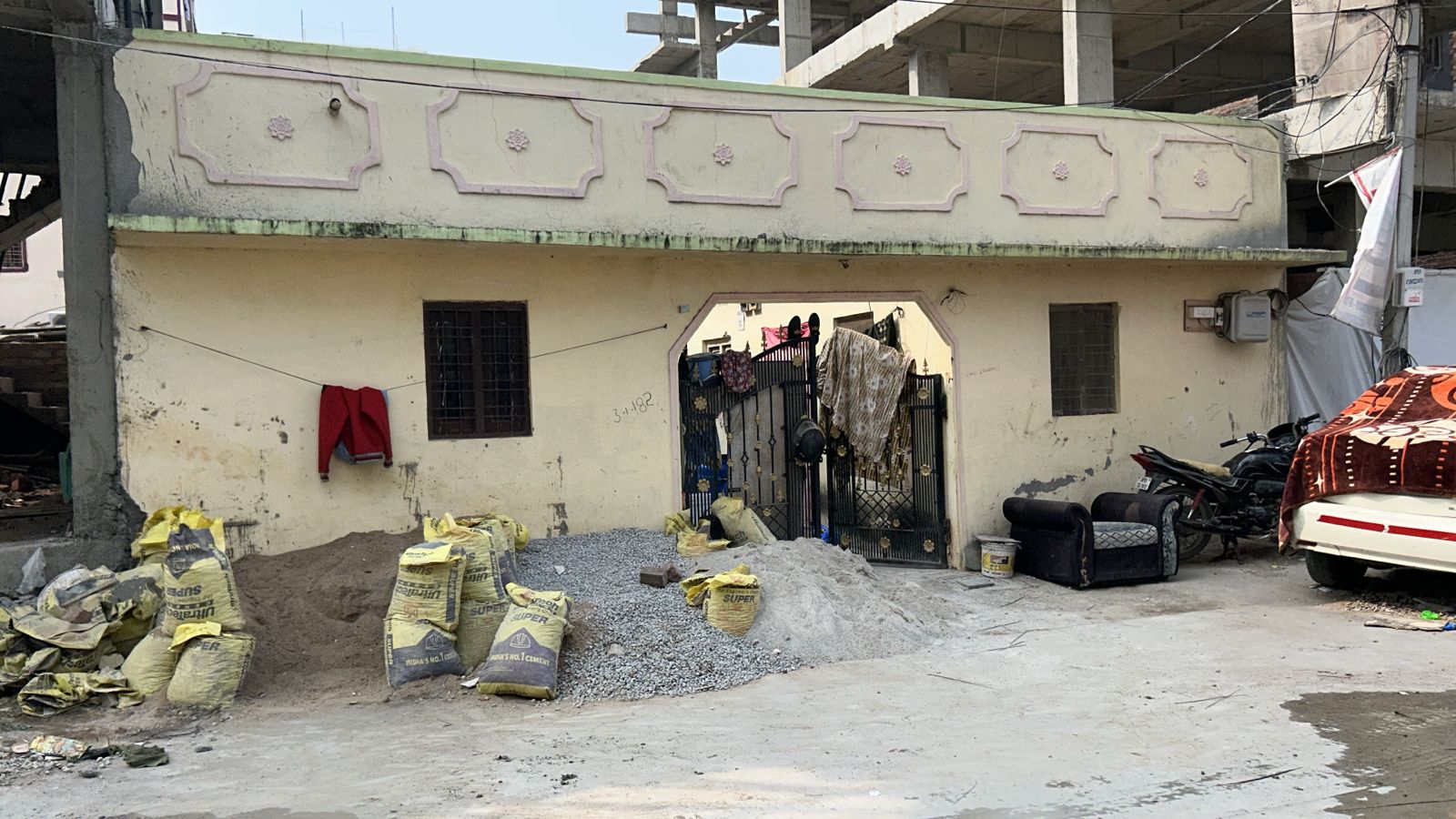 Plot For Sale in Hafeezpet