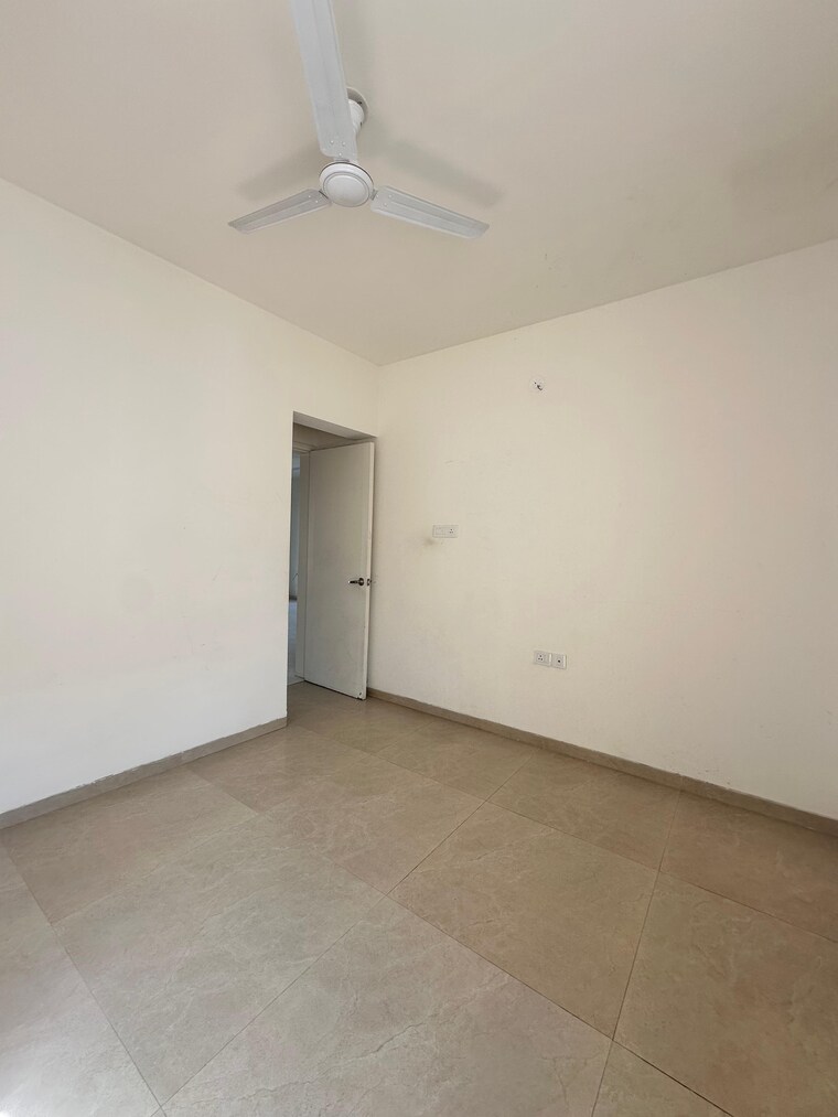 Room, rohan-kritika 3 Bedroom 2000 Sq.Ft. Apartment In Sinhagad Road Pune 9556576