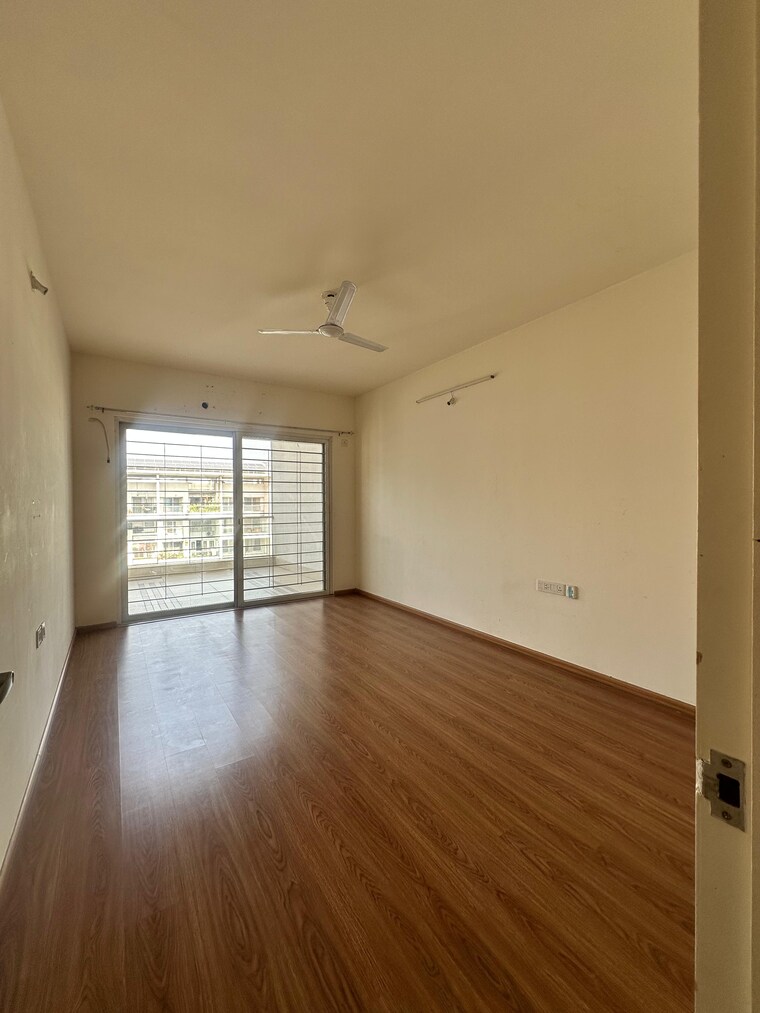 Room, rohan-kritika 3 Bedroom 2000 Sq.Ft. Apartment In Sinhagad Road Pune 9556576