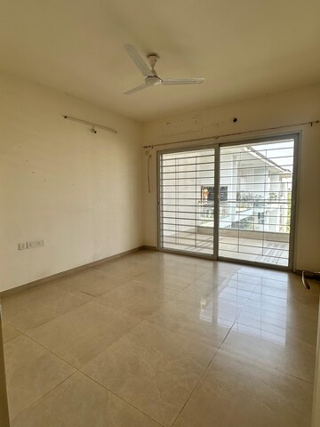 Room in 3 BHK Apartment at Rohan Kritika, Sinhagad Road – for Sale