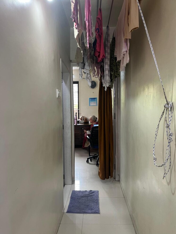 Other, deepti-society 2 Bedroom 715 Sq.Ft. Apartment In Daulat Nagar Thane 9556598