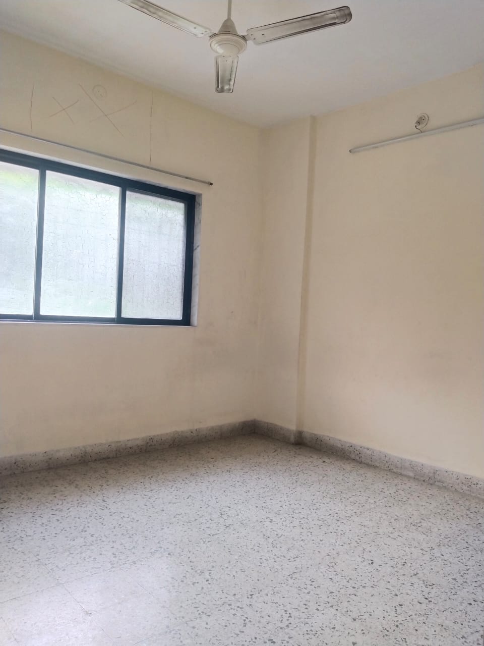 2 BHK + Extra Room Apartment For Sale in Prasanna Prabha CHS