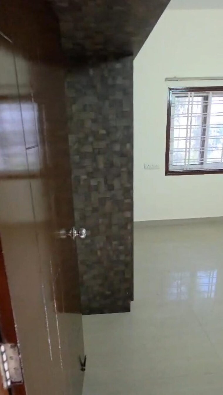 Room, kavadiguda 3 Bedroom 1346 Sq.Ft. Apartment In Kavadiguda Hyderabad 9556606