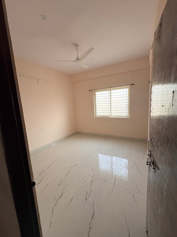 Room, danish nagar 3.5 Bedroom 1000 Sq.Ft. Independent House In Danish Nagar Bhopal 9518136