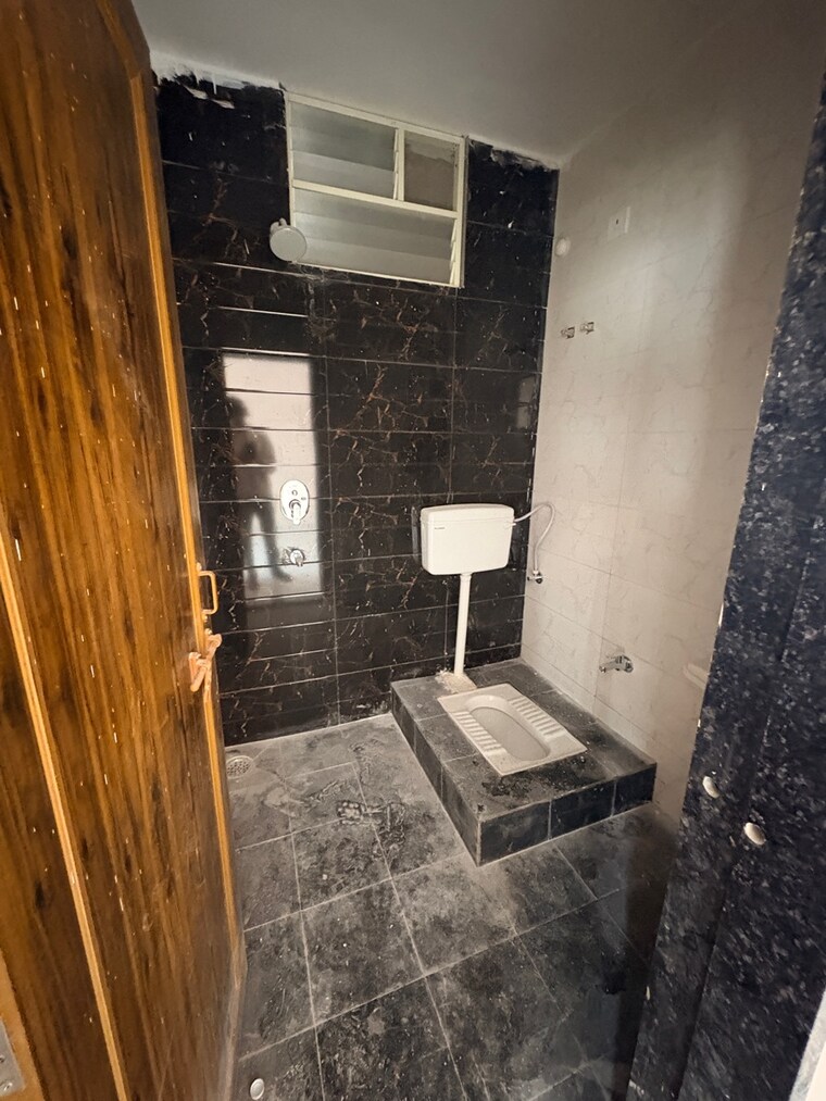Bathroom, danish nagar 3.5 Bedroom 1000 Sq.Ft. Independent House In Danish Nagar Bhopal 9518136