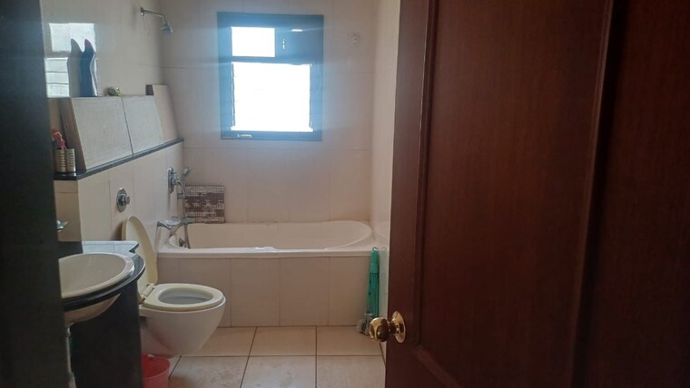 Attached Bathroom, the-laburnums-row-house 3 Bedroom 3400 Sq.Ft. Villa In Balewadi Pune 9556661