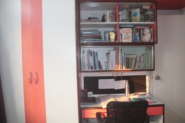 Furnished Amenities in 2 BHK Apartment at Shreenathji Kolina, Santacruz East – for Rent