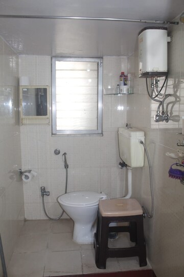 Bathroom in 2 BHK Apartment at Shreenathji Kolina, Santacruz East – for Rent