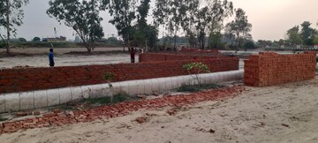  Plot For Sale in Gosainganj