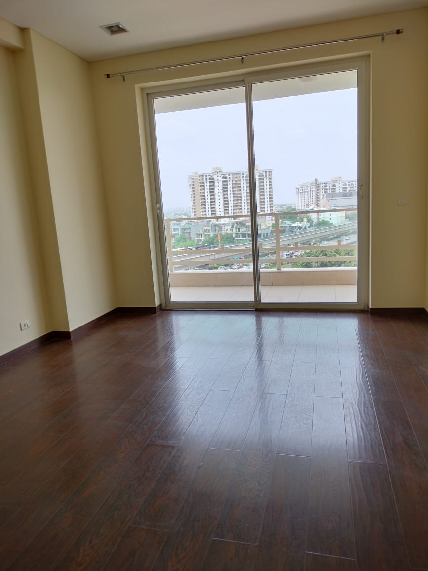 4 BHK + Servant Room Apartment For Rent in Abw La Lagune