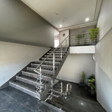   Office Space in IT/SEZ at Sector 74 – for Rent