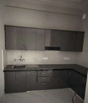 Kitchen in 2 BHK Apartment at Hazratganj – for Rent