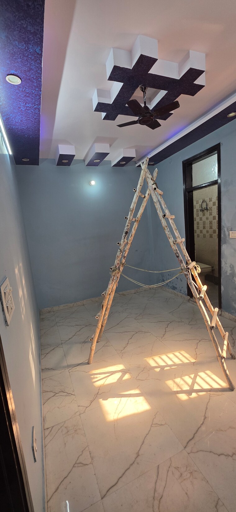 undefined, uttam nagar 2 Bedroom 60 Sq.Yd. Builder Floor In Uttam Nagar Delhi 9556730