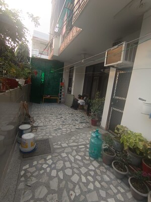 Parking in 2 BHK Builder Floor at Ashoka Enclave Faridabad, Sector 34 – for Sale